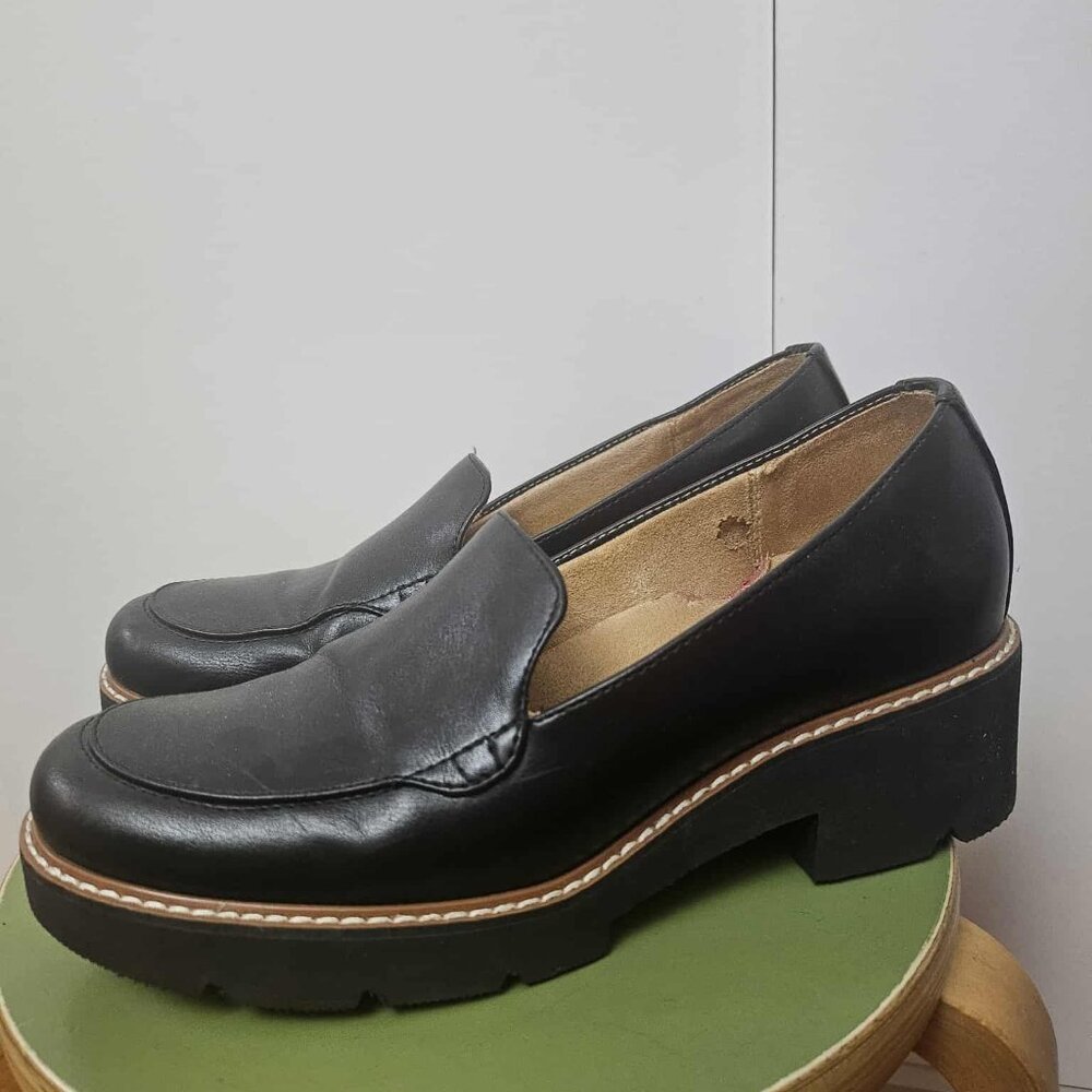 Naturalizer Cabaret Lug Sole Loafers Size 6.5